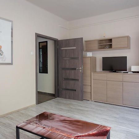 Nimrod Apartman Apartment Егер Екстериор снимка